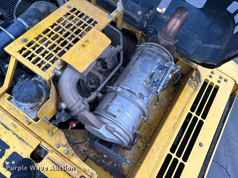 image for item NM9075 2014 Komatsu PC360LC-10  excavator