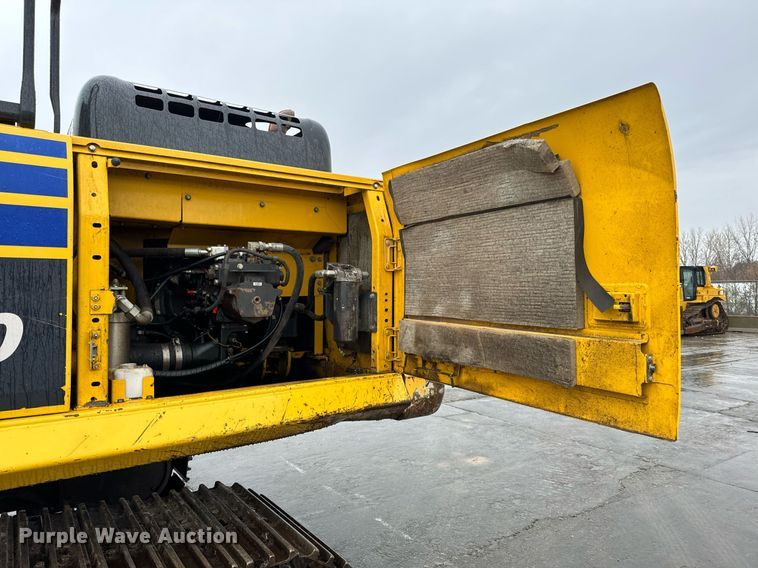 image for item NM9075 2014 Komatsu PC360LC-10  excavator