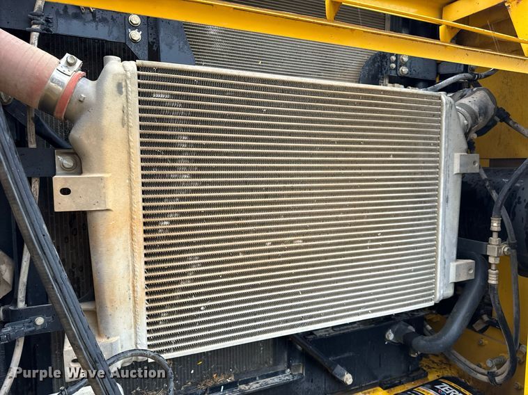 image for item NM9075 2014 Komatsu PC360LC-10  excavator