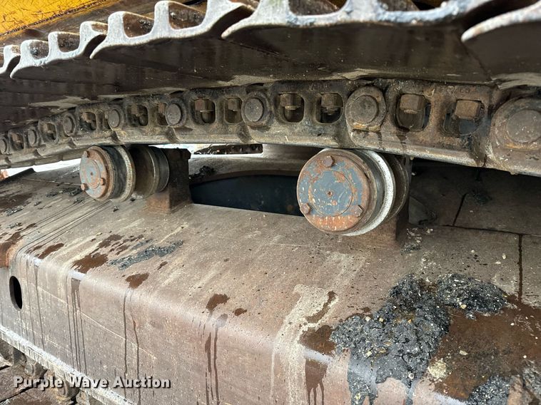 image for item NM9075 2014 Komatsu PC360LC-10  excavator