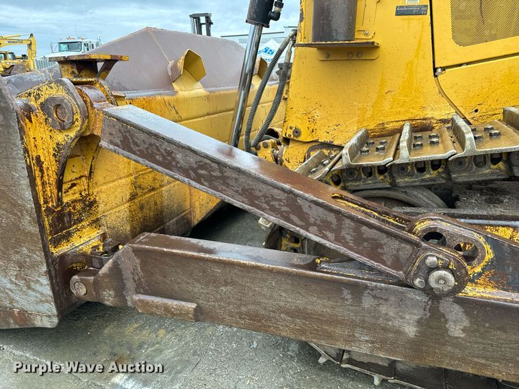 image for item NM9077 2012 Caterpillar D8T  dozer