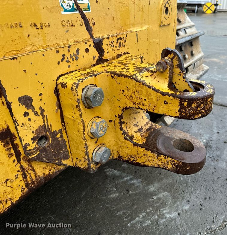 image for item NM9077 2012 Caterpillar D8T  dozer