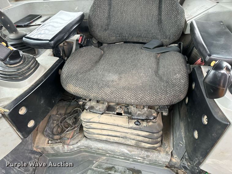 image for item NM9077 2012 Caterpillar D8T  dozer