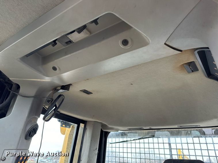 image for item NM9077 2012 Caterpillar D8T  dozer