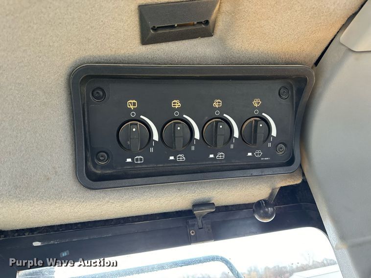 image for item NM9077 2012 Caterpillar D8T  dozer