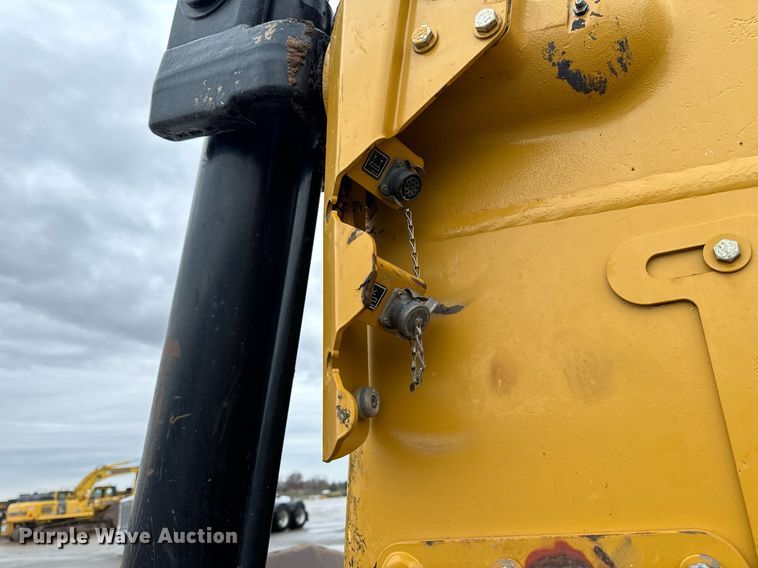 image for item NM9077 2012 Caterpillar D8T  dozer