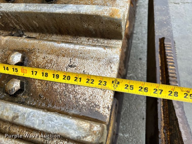 image for item NM9077 2012 Caterpillar D8T  dozer