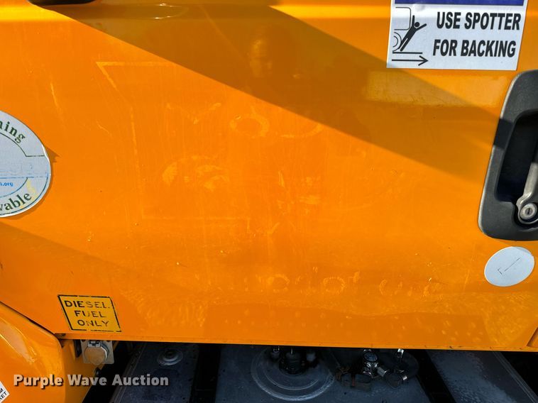 image for item NM9089 2011 International 7400 SFA  dump truck