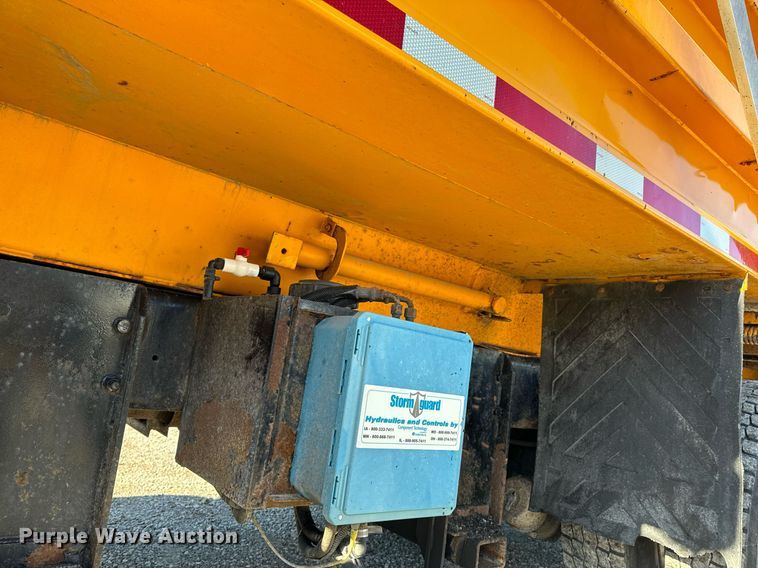 image for item NM9089 2011 International 7400 SFA  dump truck