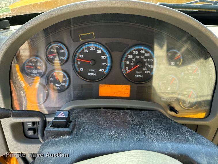 image for item NM9089 2011 International 7400 SFA  dump truck