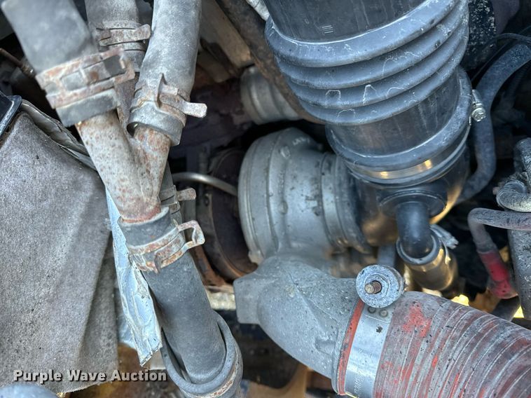 image for item NM9089 2011 International 7400 SFA  dump truck