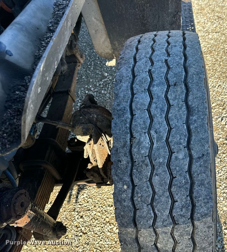 image for item NM9089 2011 International 7400 SFA  dump truck