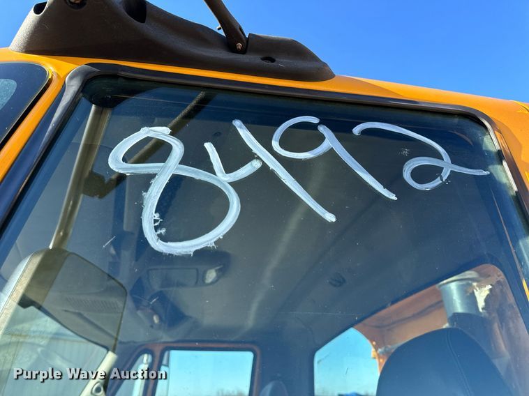 image for item NM9089 2011 International 7400 SFA  dump truck