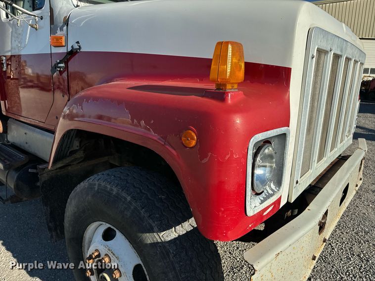 image for item NM9097 2002 International 2554  dump truck