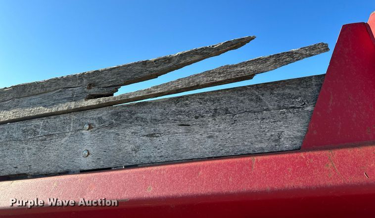 image for item NM9097 2002 International 2554  dump truck