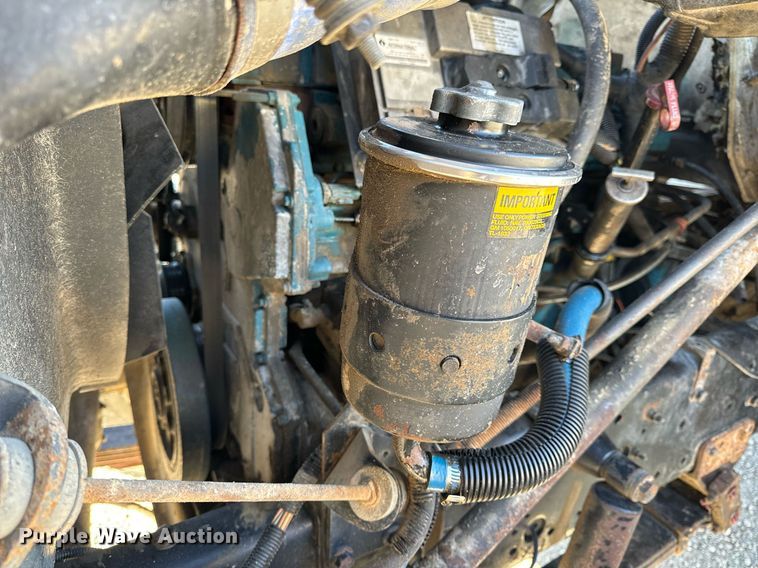 image for item NM9097 2002 International 2554  dump truck