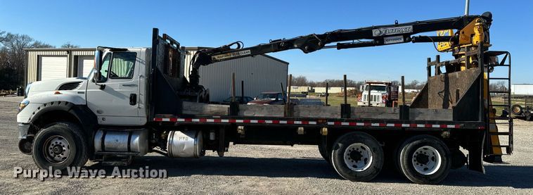 image for item NM9098 2011 International WorkStar 7600 SBA  grapple crane truck