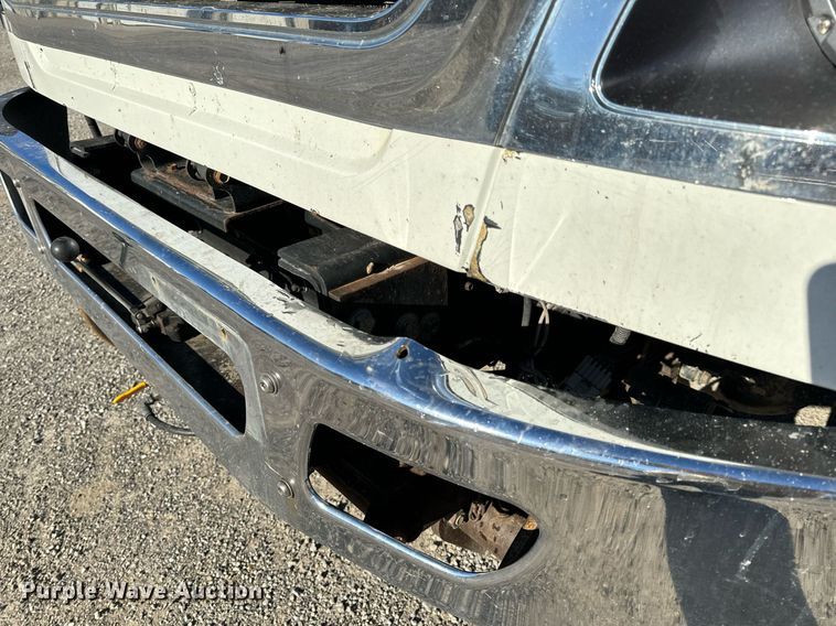 image for item NM9098 2011 International WorkStar 7600 SBA  grapple crane truck