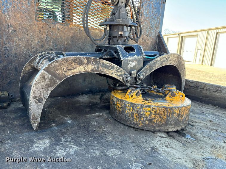 image for item NM9098 2011 International WorkStar 7600 SBA  grapple crane truck