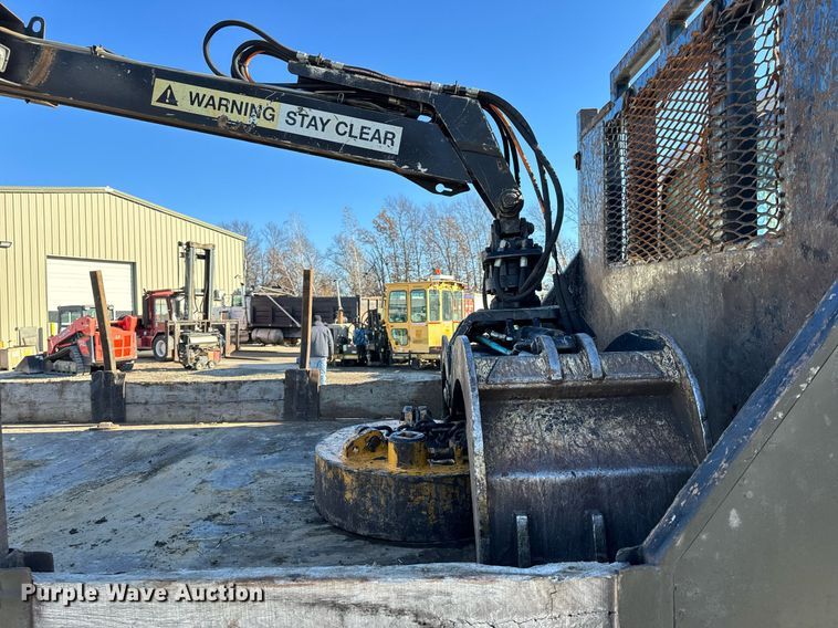 image for item NM9098 2011 International WorkStar 7600 SBA  grapple crane truck