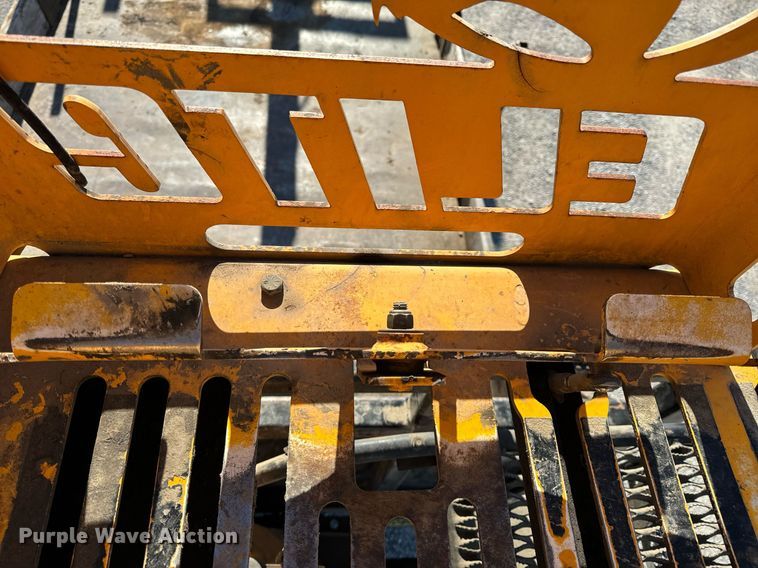 image for item NM9098 2011 International WorkStar 7600 SBA  grapple crane truck