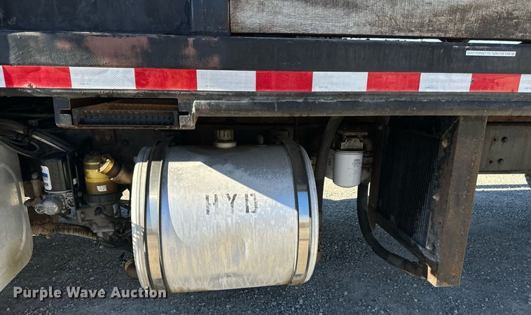 image for item NM9098 2011 International WorkStar 7600 SBA  grapple crane truck