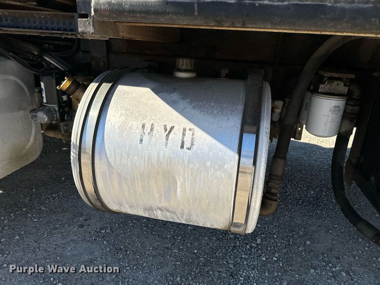 image for item NM9098 2011 International WorkStar 7600 SBA  grapple crane truck