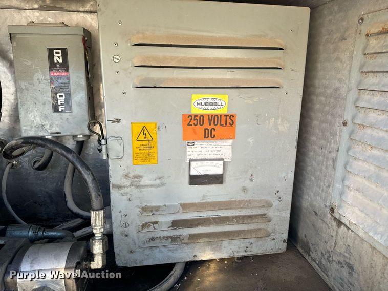 image for item NM9098 2011 International WorkStar 7600 SBA  grapple crane truck