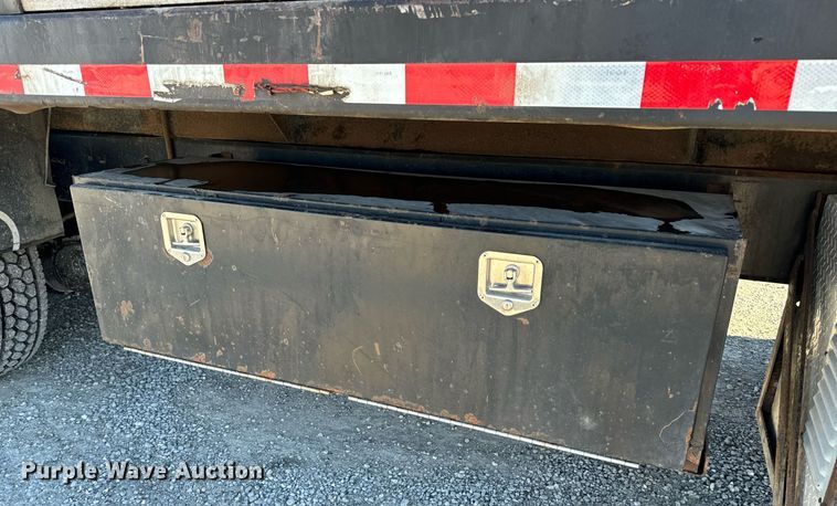 image for item NM9098 2011 International WorkStar 7600 SBA  grapple crane truck