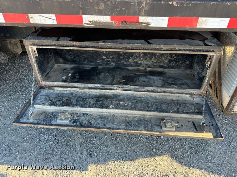 image for item NM9098 2011 International WorkStar 7600 SBA  grapple crane truck