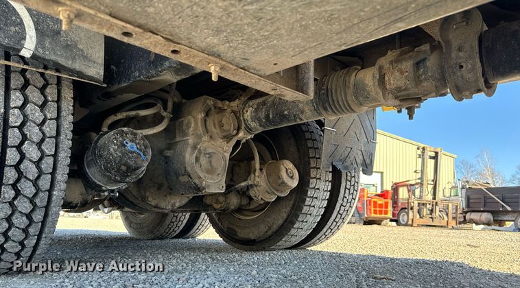 image for item NM9098 2011 International WorkStar 7600 SBA  grapple crane truck