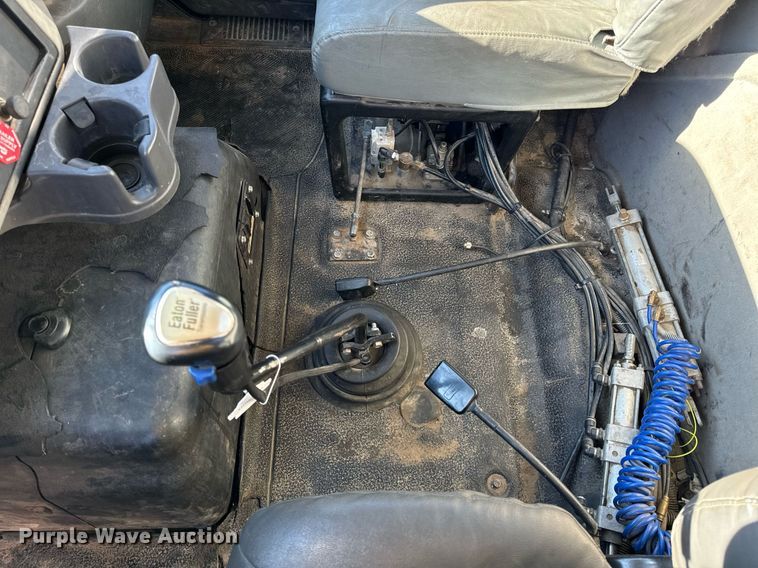 image for item NM9098 2011 International WorkStar 7600 SBA  grapple crane truck