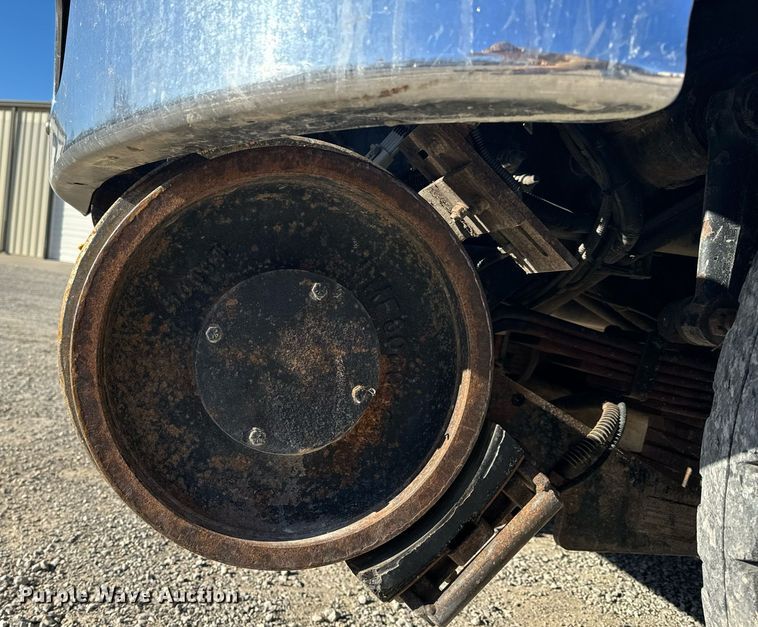 image for item NM9098 2011 International WorkStar 7600 SBA  grapple crane truck