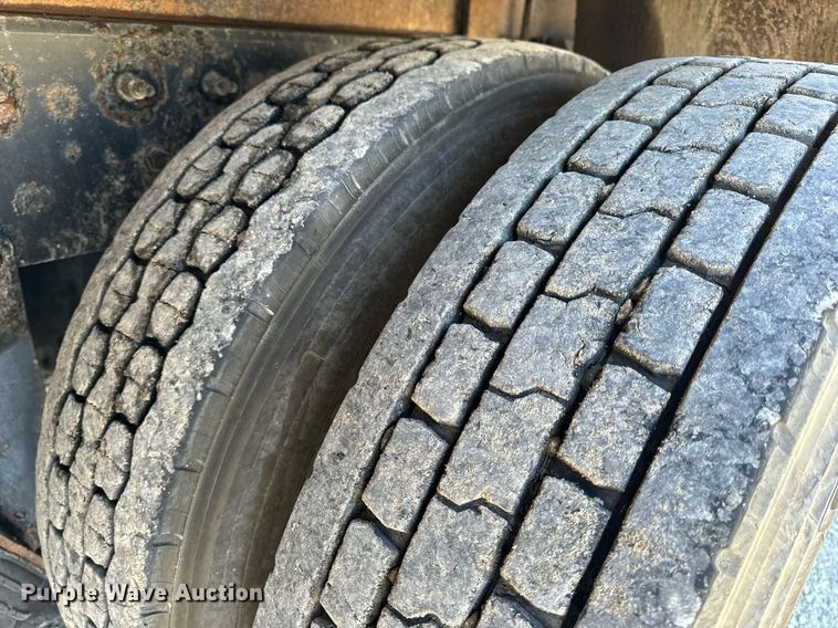 image for item NM9098 2011 International WorkStar 7600 SBA  grapple crane truck