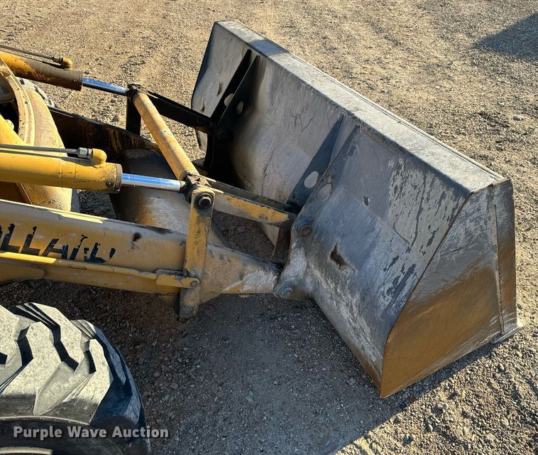 image for item NM9107 1999 New Holland 555E  backhoe