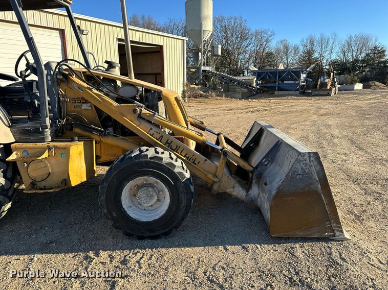 image for item NM9107 1999 New Holland 555E  backhoe