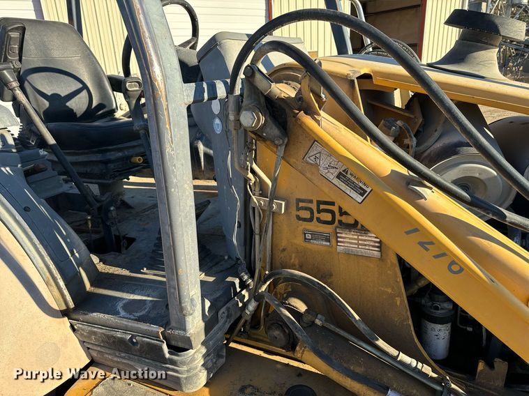 image for item NM9107 1999 New Holland 555E  backhoe