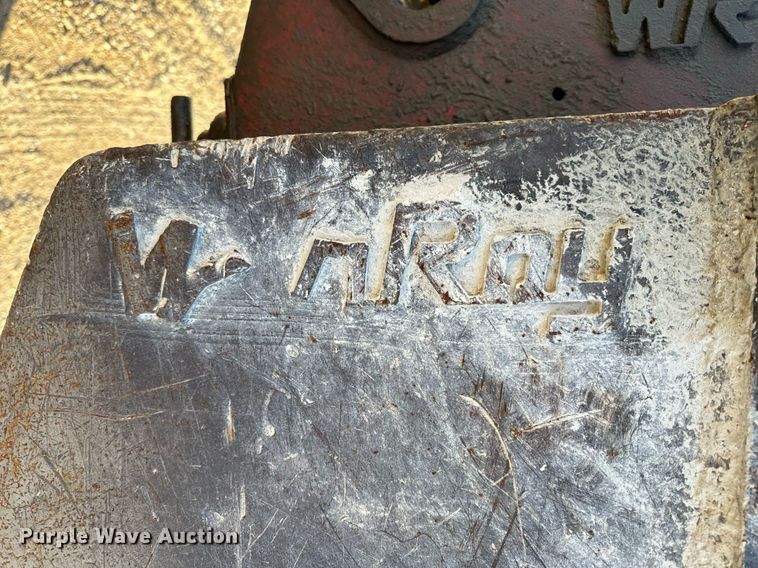 image for item NM9107 1999 New Holland 555E  backhoe