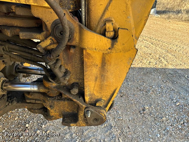 image for item NM9107 1999 New Holland 555E  backhoe