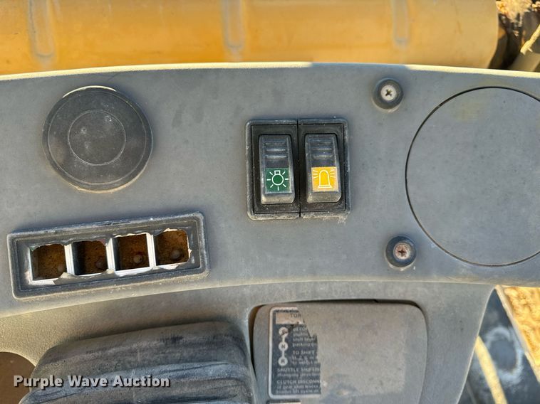 image for item NM9107 1999 New Holland 555E  backhoe