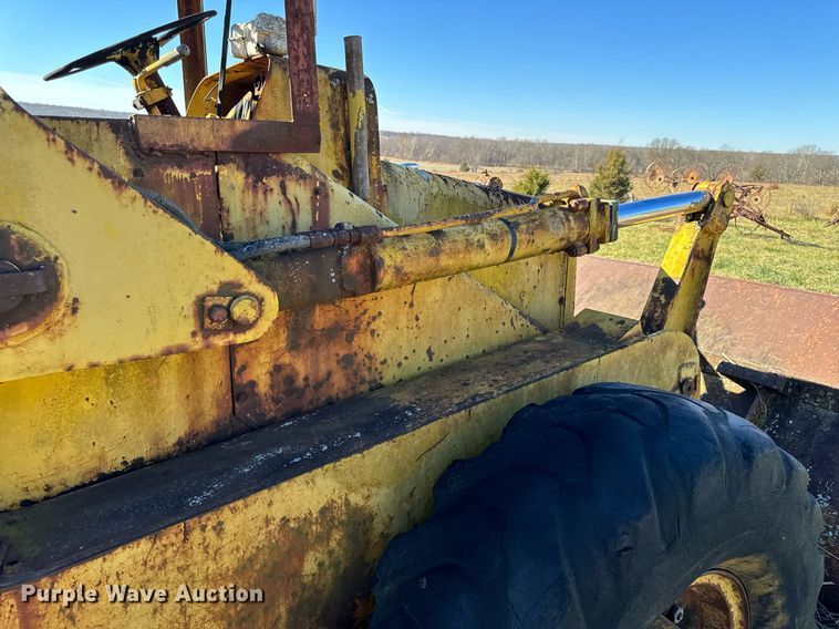 image for item NM9109 1964 Hough H90D  wheel loader