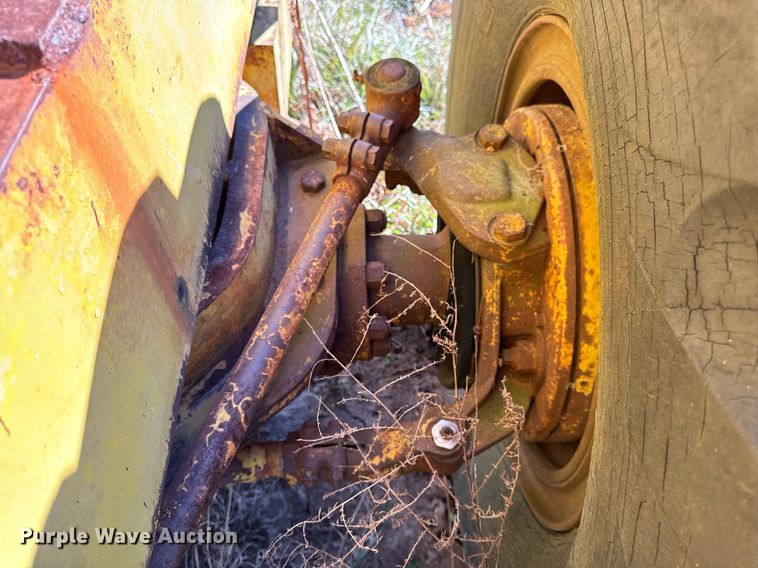 image for item NM9109 1964 Hough H90D  wheel loader