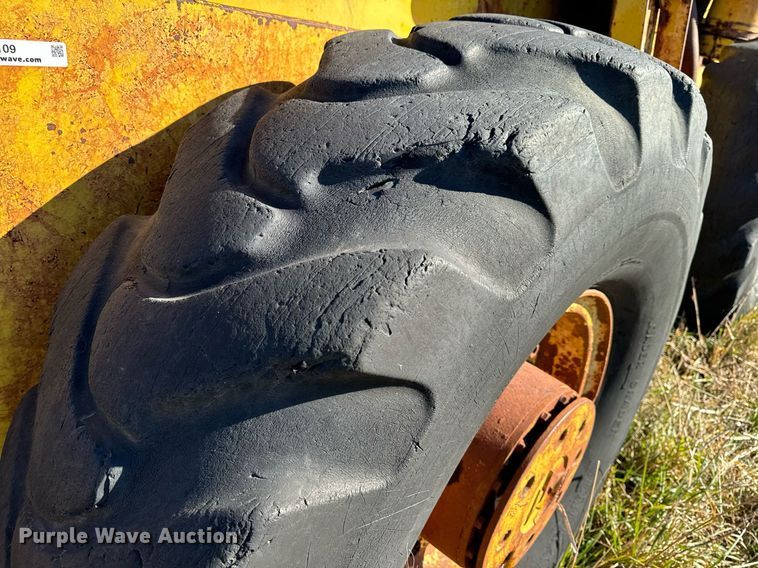 image for item NM9109 1964 Hough H90D  wheel loader