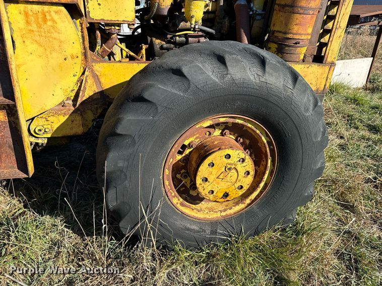 image for item NM9109 1964 Hough H90D  wheel loader