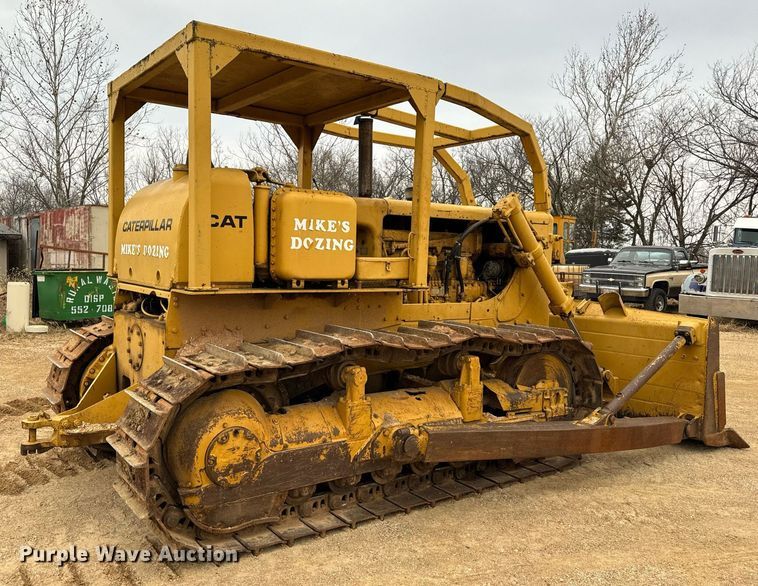 image for item NM9119 1964 Caterpillar D7E dozer