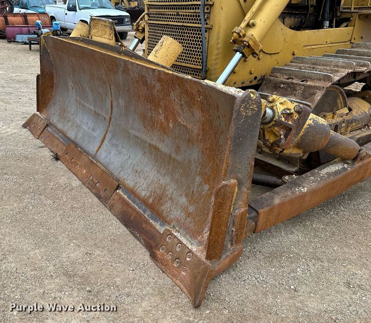 image for item NM9119 1964 Caterpillar D7E dozer