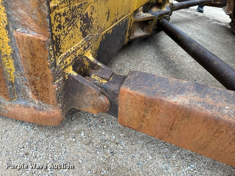 image for item NM9119 1964 Caterpillar D7E dozer