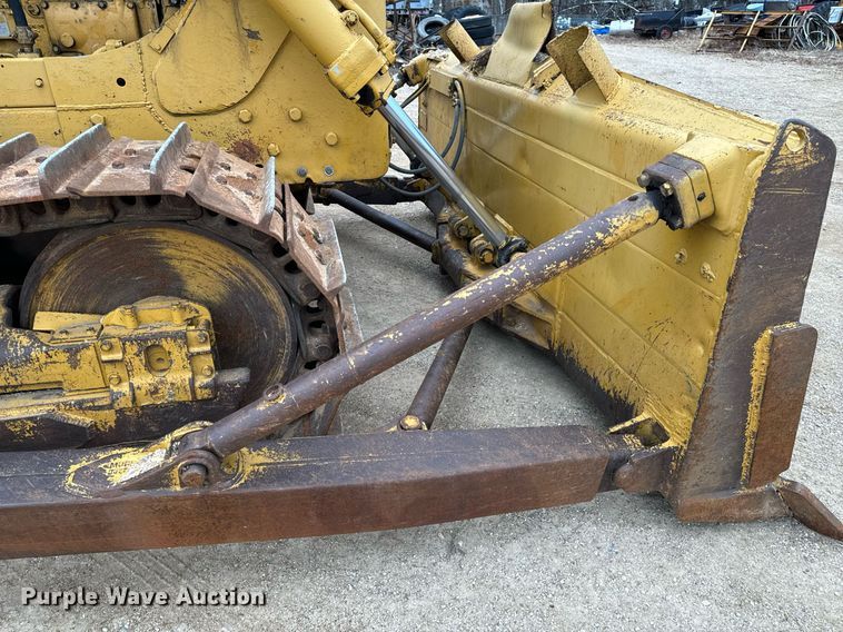 image for item NM9119 1964 Caterpillar D7E dozer