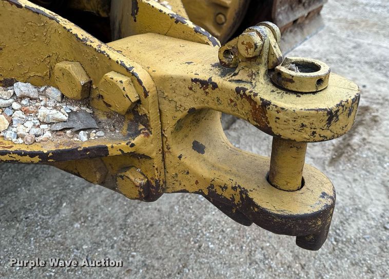 image for item NM9119 1964 Caterpillar D7E dozer