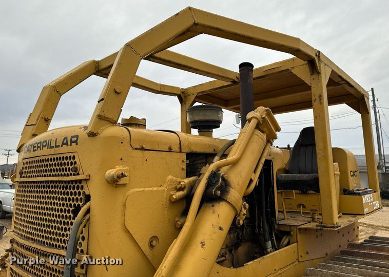image for item NM9119 1964 Caterpillar D7E dozer